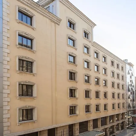 Ξενοδοχείο Yigitalp 4*